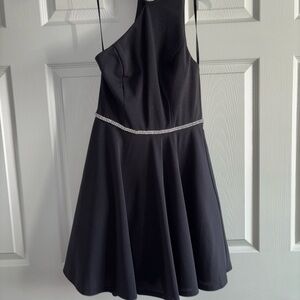 Elegant Black One-Shoulder Dress